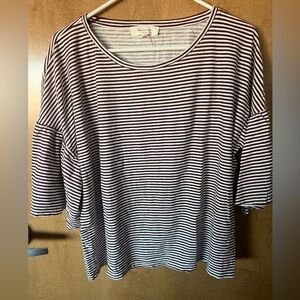 Vince Camuto tee